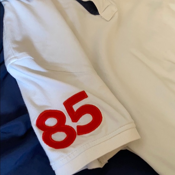 Tommy Hilfiger button up - Picture 3 of 4